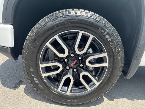 New 2026 GMC Sierra 1500 AT4 w/ AT4 Premium Package AWD/4WD image 30