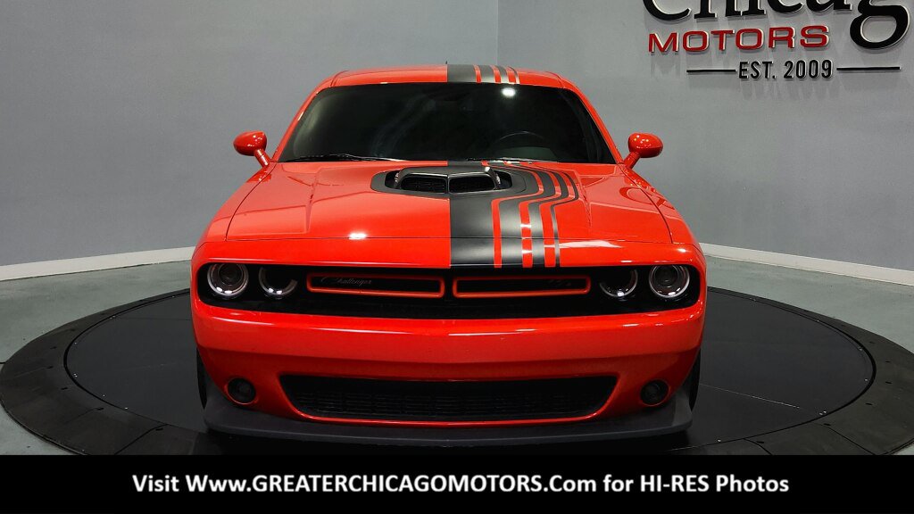 Used 2022 Dodge Challenger R/T Scat Pack w/ Shaker Package RWD image 3