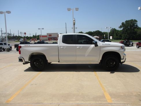 Used 2019 Chevrolet Silverado 1500 LT w/ All-Star Edition AWD/4WD image 10