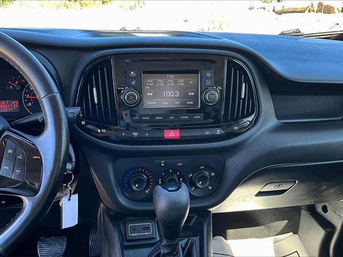 Used 2019 RAM ProMaster City Tradesman SLT image 30