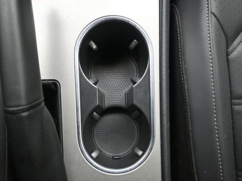 Used 2022 Volkswagen Passat 2.0T R-Line image 9