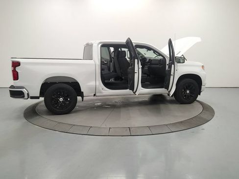 Used 2024 Chevrolet Silverado 1500 RST w/ Z71 Off-Road Package AWD/4WD image 17