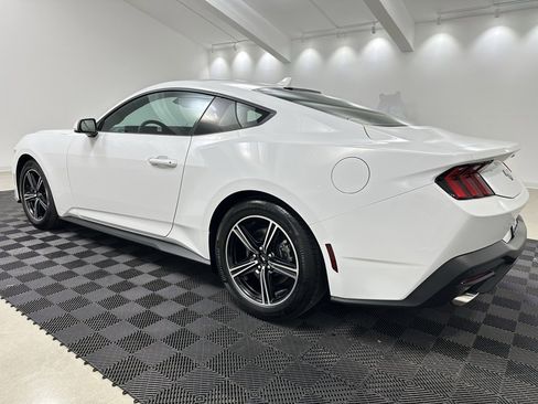 New 2025 Ford Mustang Coupe image 5