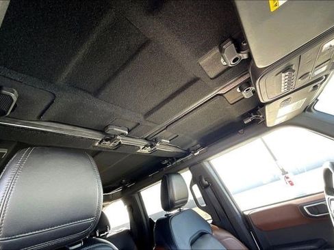 Used 2024 Ford Bronco Outer Banks image 27