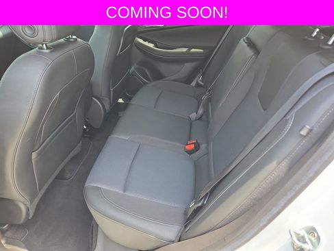 Used 2022 Buick Encore GX Select image 16