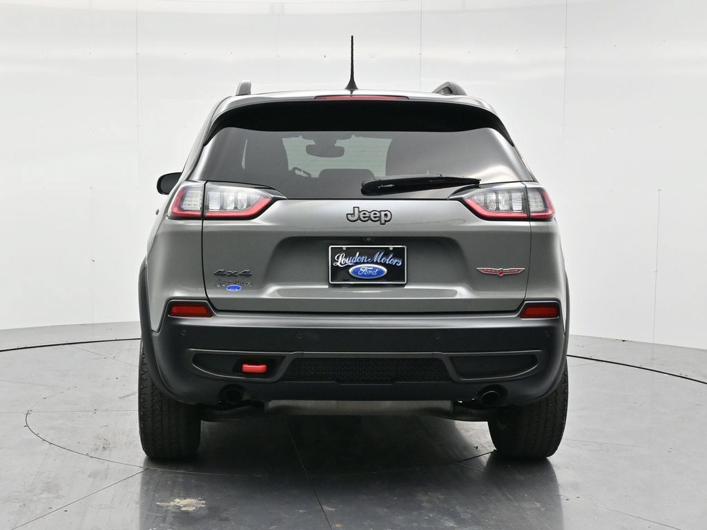 Used 2019 Jeep Cherokee Trailhawk w/ Cold Weather Group AWD/4WD image 6