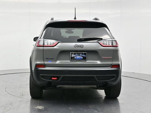 Used 2019 Jeep Cherokee Trailhawk w/ Cold Weather Group AWD/4WD image 6