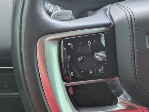 Used 2023 Land Rover Range Rover SE image 52