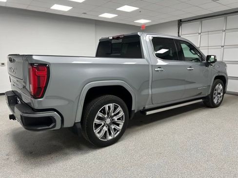 Used 2024 GMC Sierra 1500 Denali w/ Denali Reserve Package image 12