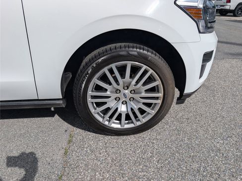 Used 2023 Ford Expedition Max Limited AWD/4WD image 10