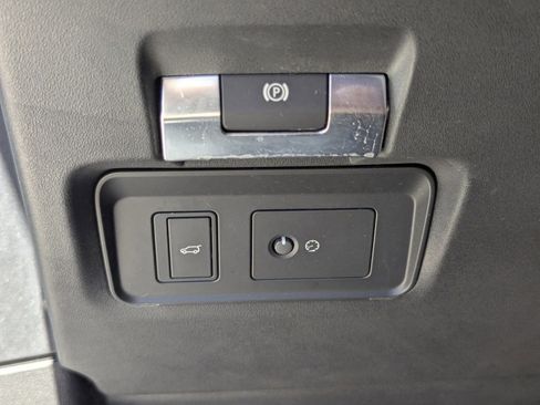 Used 2023 Land Rover Range Rover Evoque R-Dynamic S AWD/4WD image 31