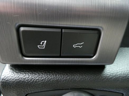 Used 2021 Ford Expedition Max Platinum image 34