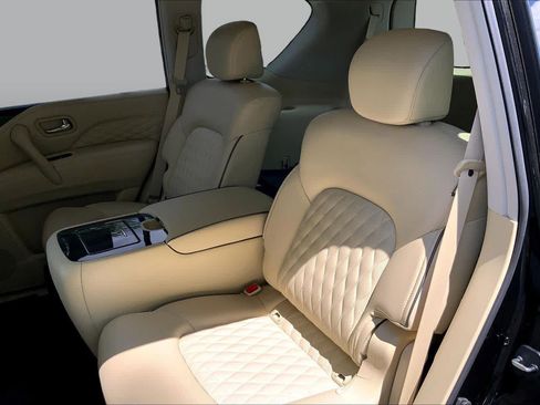 Used 2020 INFINITI QX80 Luxe w/ Sensory Package AWD/4WD image 21