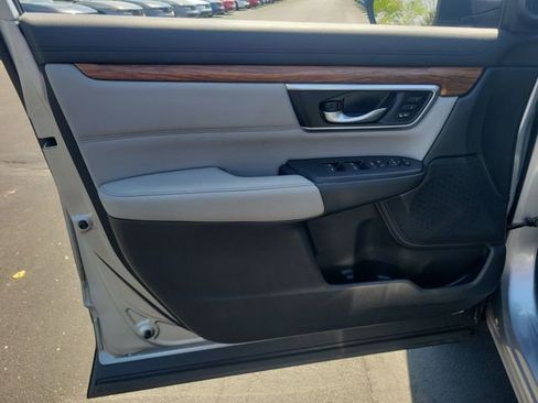 Used 2022 Honda CR-V Touring image 39