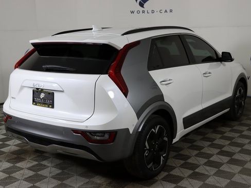 Used 2023 Kia Niro Wave image 7