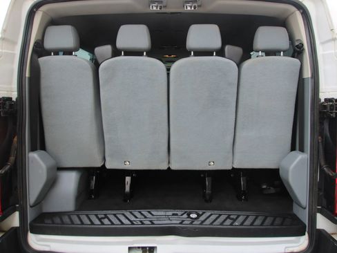 Used 2015 Ford Transit 350 XLT RWD image 12