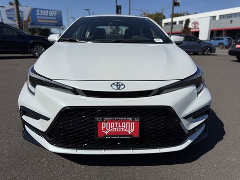 Used 2026 Toyota Corolla XSE image 3