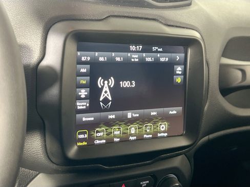 Used 2022 Jeep Renegade Altitude image 15