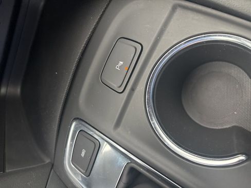 Used 2024 Chevrolet Equinox LT w/ LPO, Floor Liner Package image 19