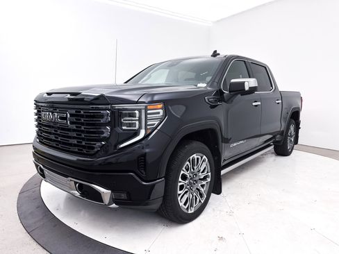 Used 2025 GMC Sierra 1500 Denali Ultimate image 14