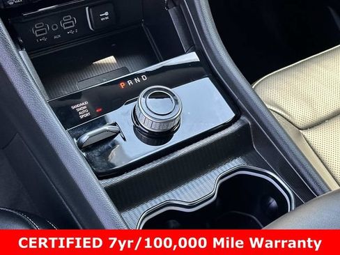 Used 2024 Jeep Grand Cherokee Limited w/ Luxury Tech Group II AWD/4WD image 27