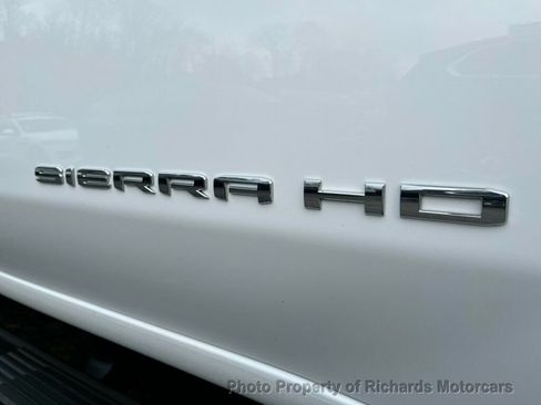Used 2024 GMC Sierra 2500 SLE w/ SLE Value Package; image 11