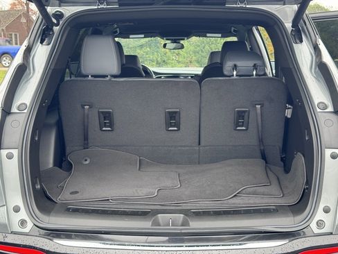 Used 2023 Buick Enclave Essence w/ Sport Touring Edition image 41