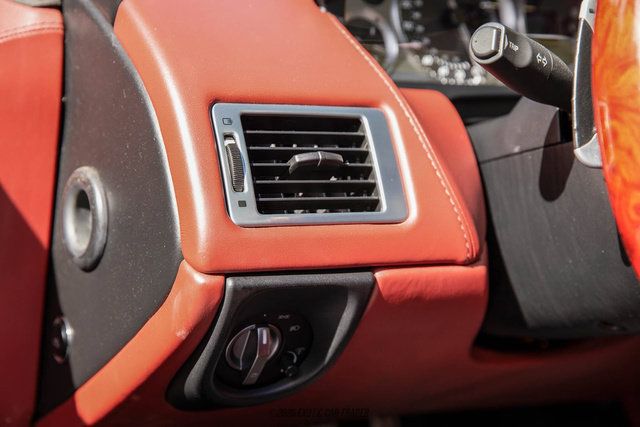 Used 2006 Aston Martin DB9 Volante RWD image 47