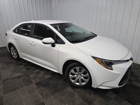 Used 2024 Toyota Corolla LE FWD image 7