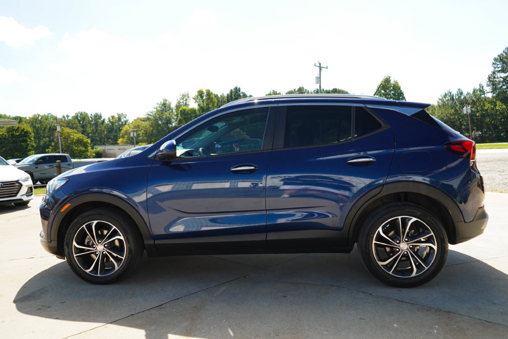 Used 2022 Buick Encore GX Select FWD image 22