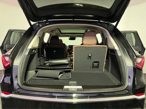 Used 2025 Acura MDX SH-AWD w/ Advance Package image 27