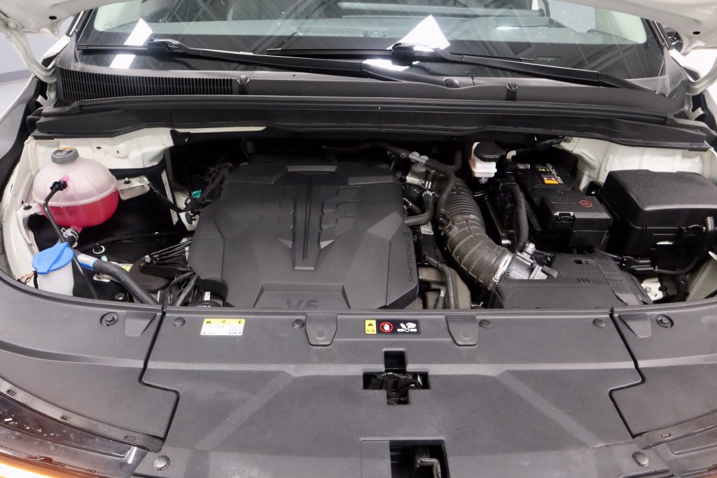 Used 2025 Kia Carnival SX Prestige FWD image 18