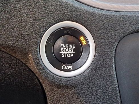 Used 2023 Dodge Charger SXT image 22