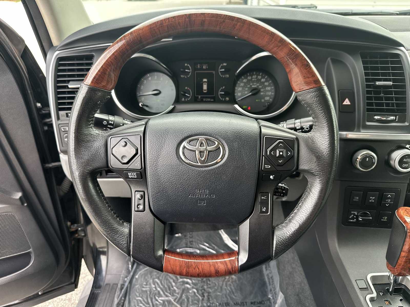 Used 2018 Toyota Sequoia Platinum AWD/4WD image 20