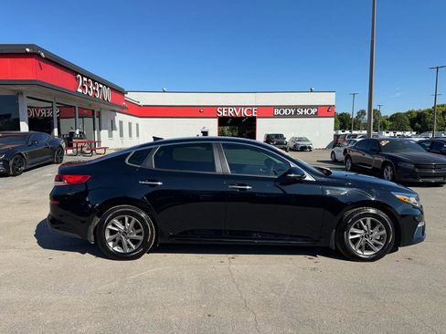 Used 2020 Kia Optima LX FWD image 2