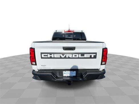 Used 2024 Chevrolet Colorado Z71 w/ Z71 Convenience Package 2 image 7