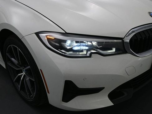 Used 2020 BMW 330i xDrive Sedan w/ Convenience Package AWD/4WD image 15