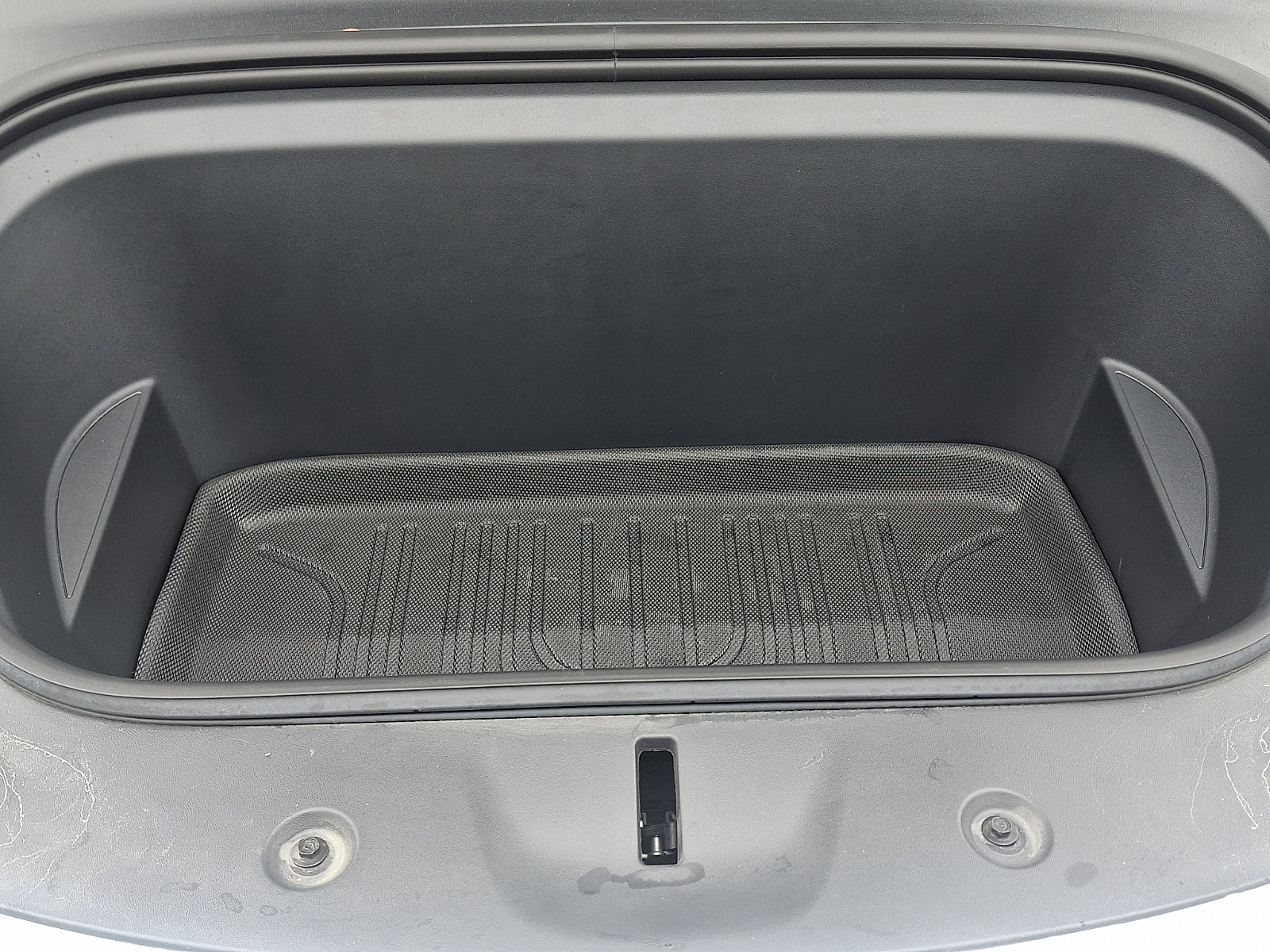 Used 2024 Tesla Model Y Long Range RWD image 28