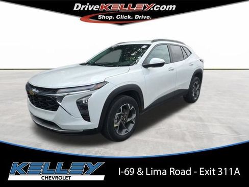 Used 2025 Chevrolet Trax LT w/ Driver Confidence Package FWD image 1