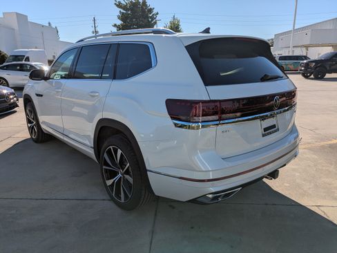 New 2026 Volkswagen Atlas SEL Premium R-Line AWD/4WD image 6