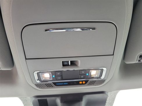 Certified 2024 Ford F250 Lariat w/ Sport Appearance Package image 33