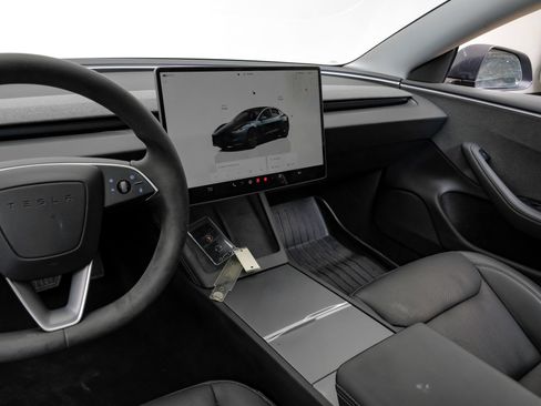Used 2024 Tesla Model 3 Standard Range RWD image 23