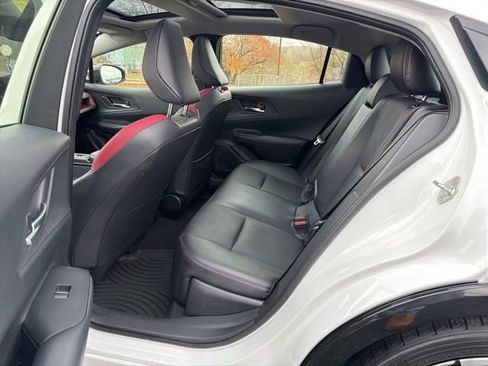 Used 2024 Toyota Prius Prime Premium image 16