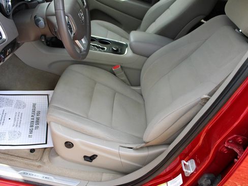 Used 2011 Dodge Durango Crew w/ Entry Nav/Commuter Group image 16