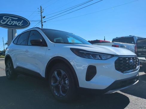 New 2026 Ford Escape ST-Line w/ Tech Pack #1 image 2