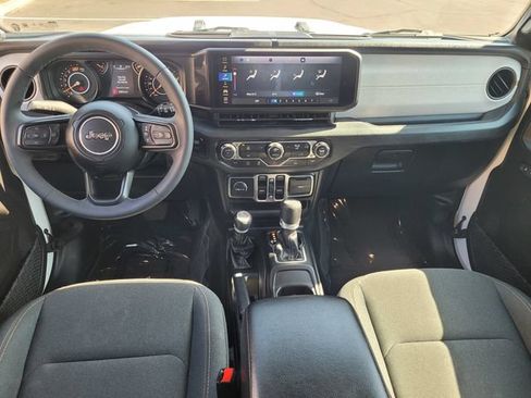 Certified 2025 Jeep Wrangler Unlimited Sport AWD/4WD image 10
