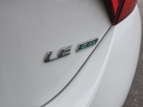 Used 2017 Toyota Corolla LE w/ Body Protection Package image 20