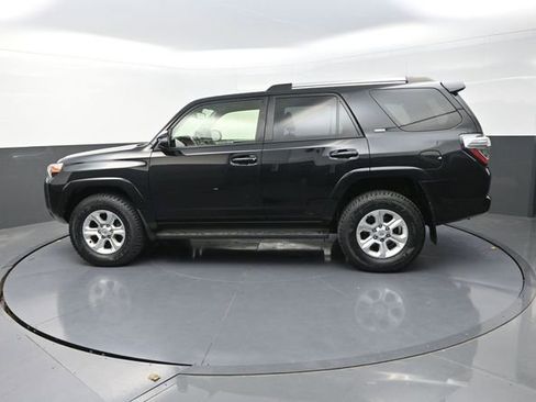 Used 2023 Toyota 4Runner SR5 Premium AWD/4WD image 4