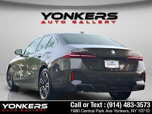 Used 2024 BMW 530i xDrive 530i xDrive image 6