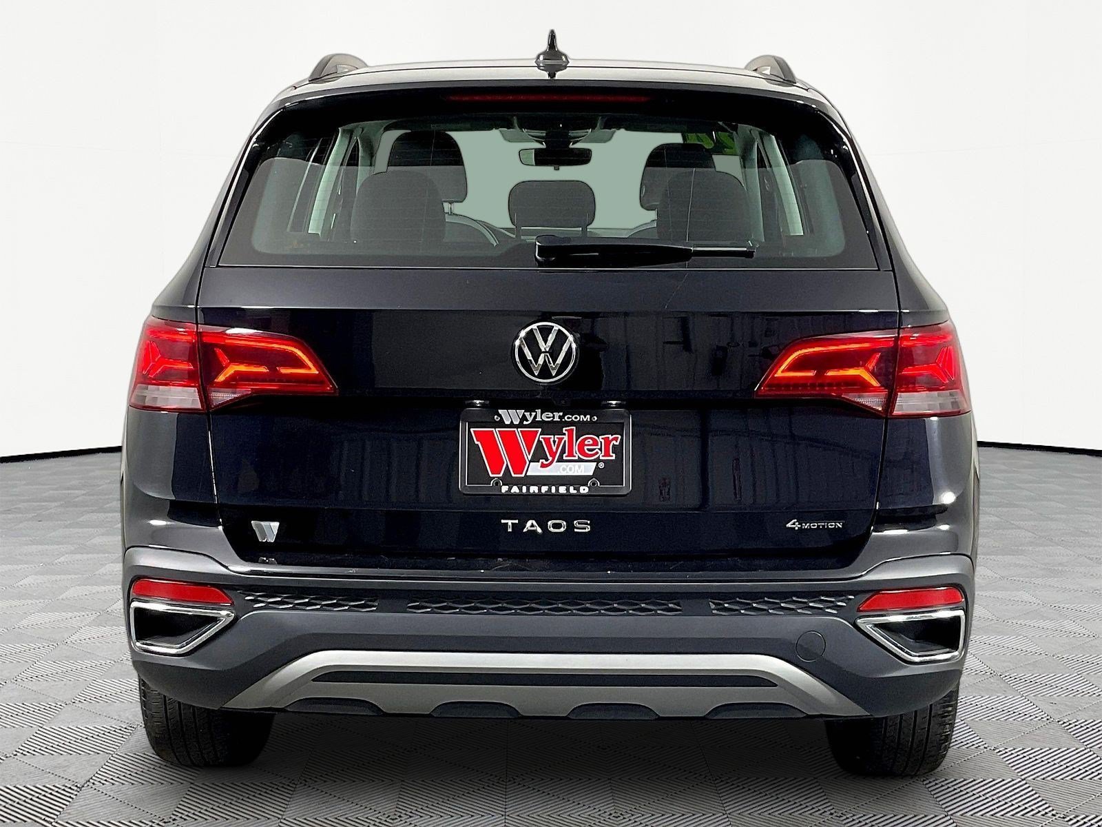 Used 2024 Volkswagen Taos S AWD/4WD image 5